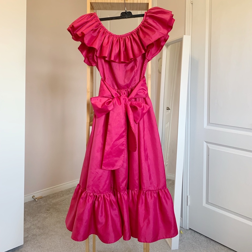 Fair weather | pink chiffon maxidress size Small